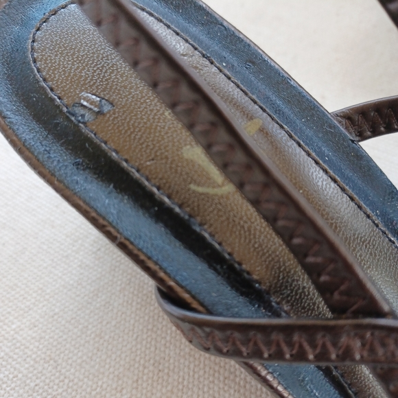 Life Stride pump shoes - Picture 6 of 8